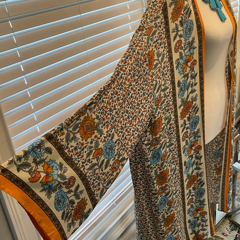 Beige multicolor Bohemian Flowing kimono floral long sleeve - Picture 9 of 16